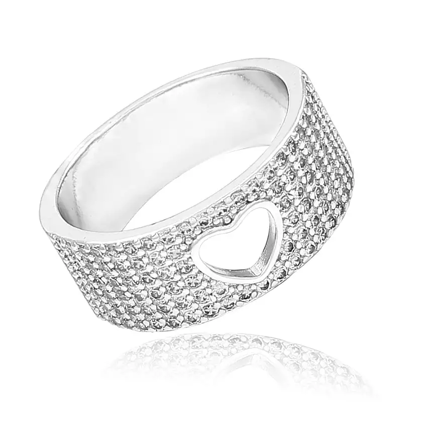 Anel Largo Coração Vazado Cravejado com Micro Zircônias Folheado Prata 1000
